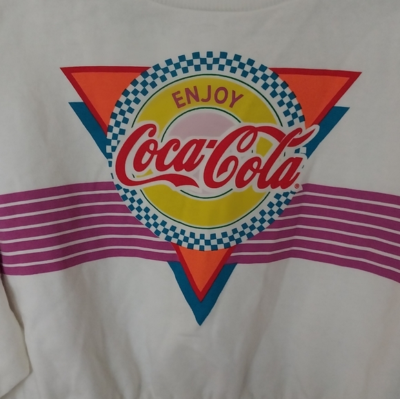 Coca-Cola Vintage Graphic Inspired Crop Long Sleeve Sweatshirt NWOT - Picture 4 of 6